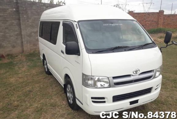 2005 Toyota / Hiace Stock No. 84378